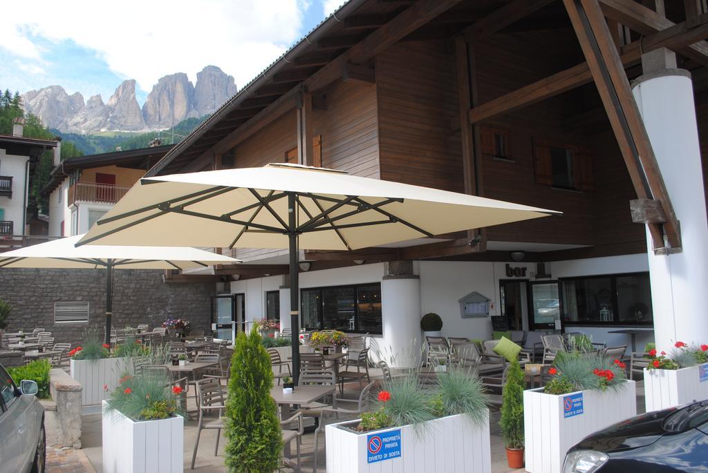 Bed & Breakfast Garni Tobia Campitello di Fassa Dış mekan fotoğraf