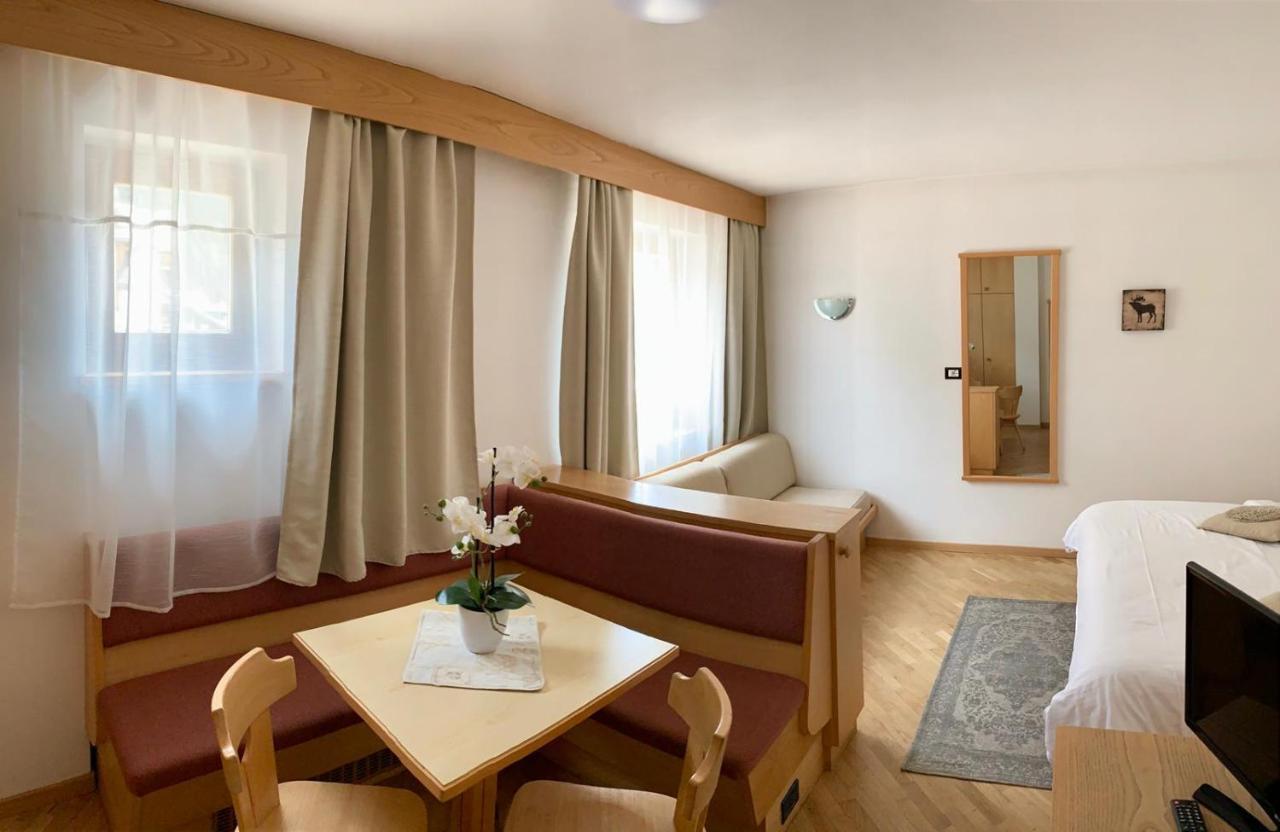 Bed & Breakfast Garni Tobia Campitello di Fassa Dış mekan fotoğraf